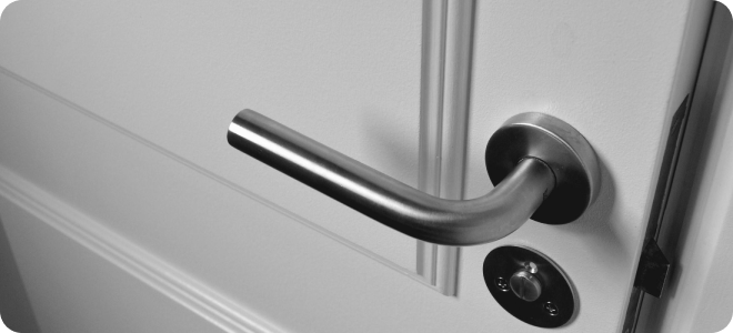 Lengkap dengan Handle Lock Set